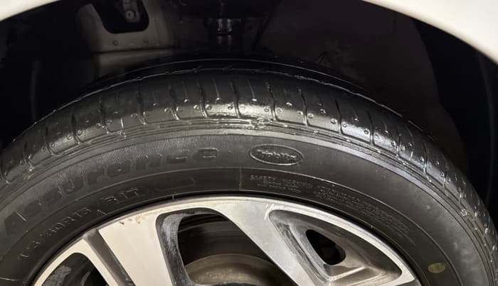 2023 Hyundai AURA SX 1.2, Petrol, Manual, 19,587 km, Left Front Tyre Tread