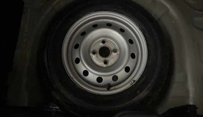 2019 Maruti Swift LXI, Petrol, Manual, 55,344 km, Spare Tyre