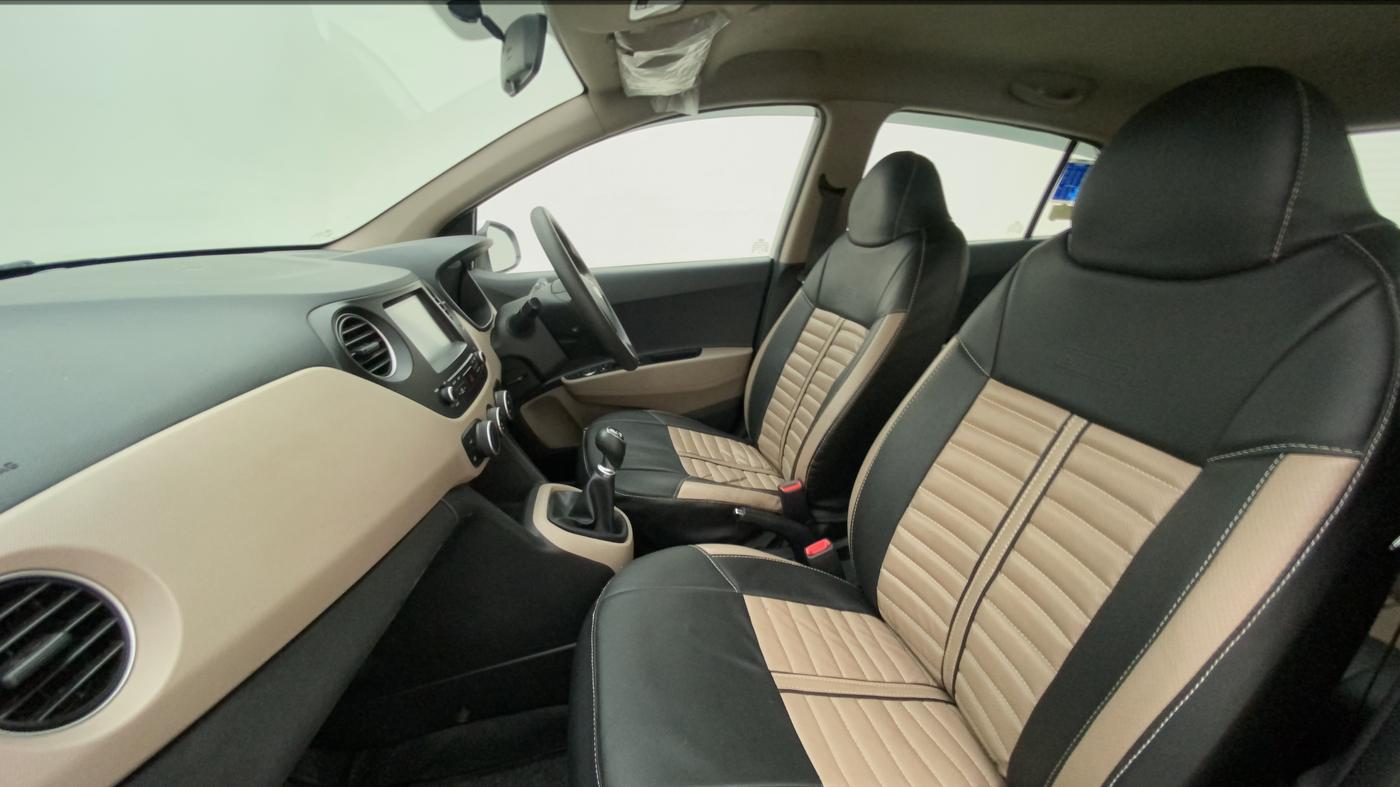 2017 Hyundai Grand i10 SPORTZ (O) 1.2 KAPPA VTVT, Petrol, Manual, 33,854 km, Right Side Front Door Cabin