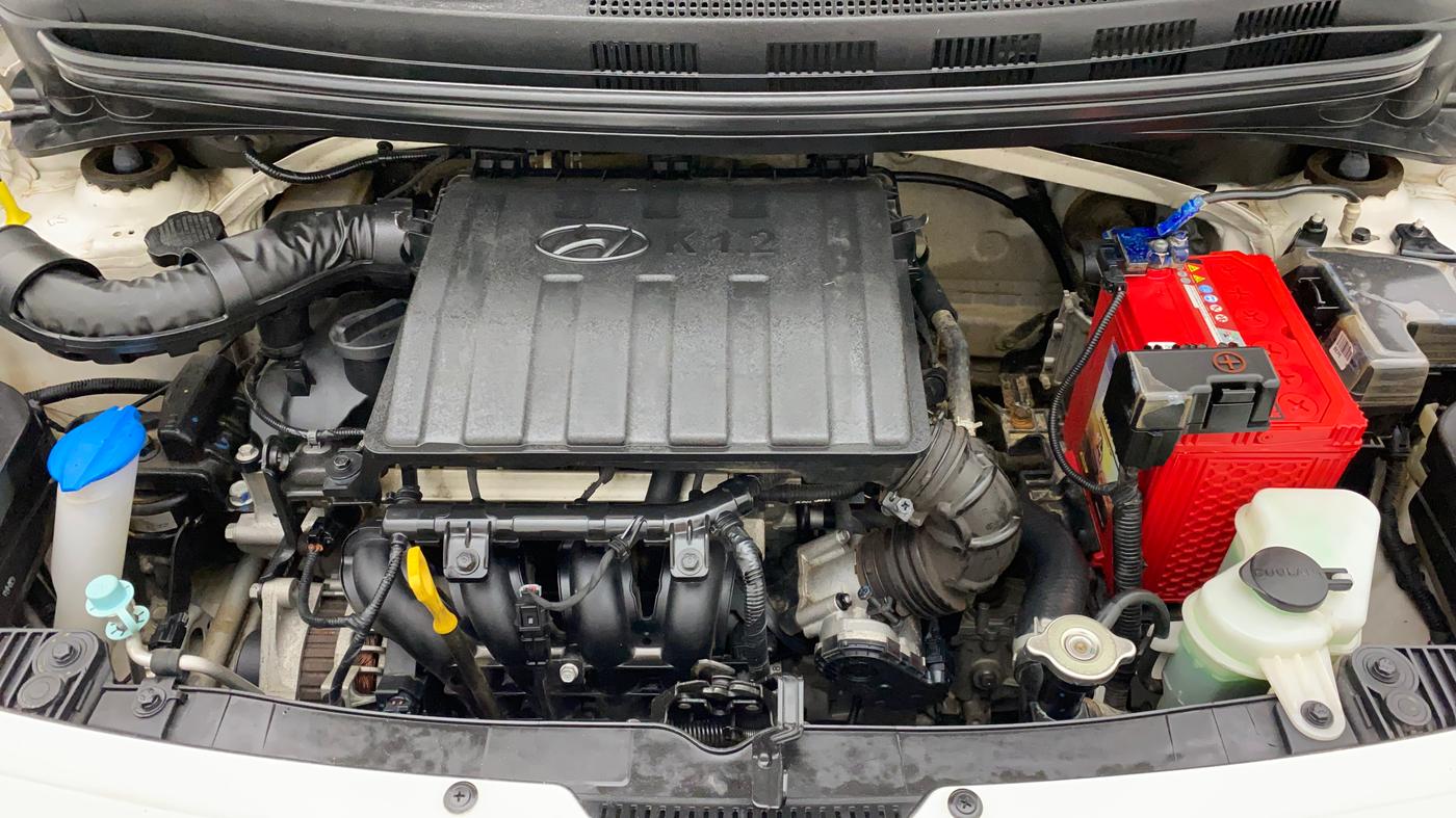 2017 Hyundai Grand i10 SPORTZ (O) 1.2 KAPPA VTVT, Petrol, Manual, 33,854 km, Open Bonet