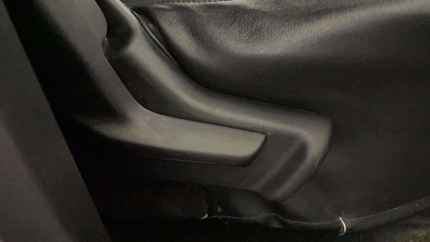 2017 Maruti IGNIS DELTA 1.2 AMT, Petrol, Automatic, 83,244 km, Driver Side Adjustment Panel
