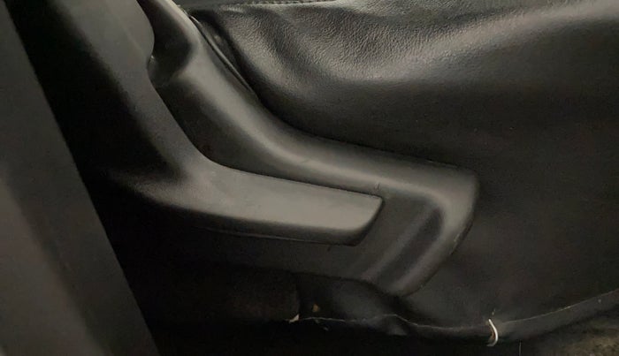 2017 Maruti IGNIS DELTA 1.2 AMT, Petrol, Automatic, 82,999 km, Driver Side Adjustment Panel