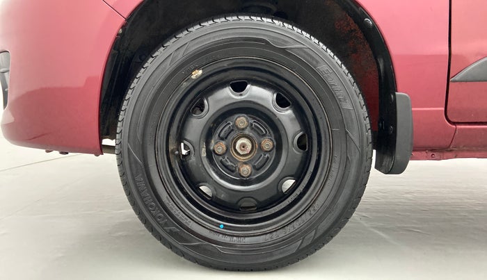 2013 Maruti Alto K10 VXI P, Petrol, Manual, 69,181 km, Left Front Wheel