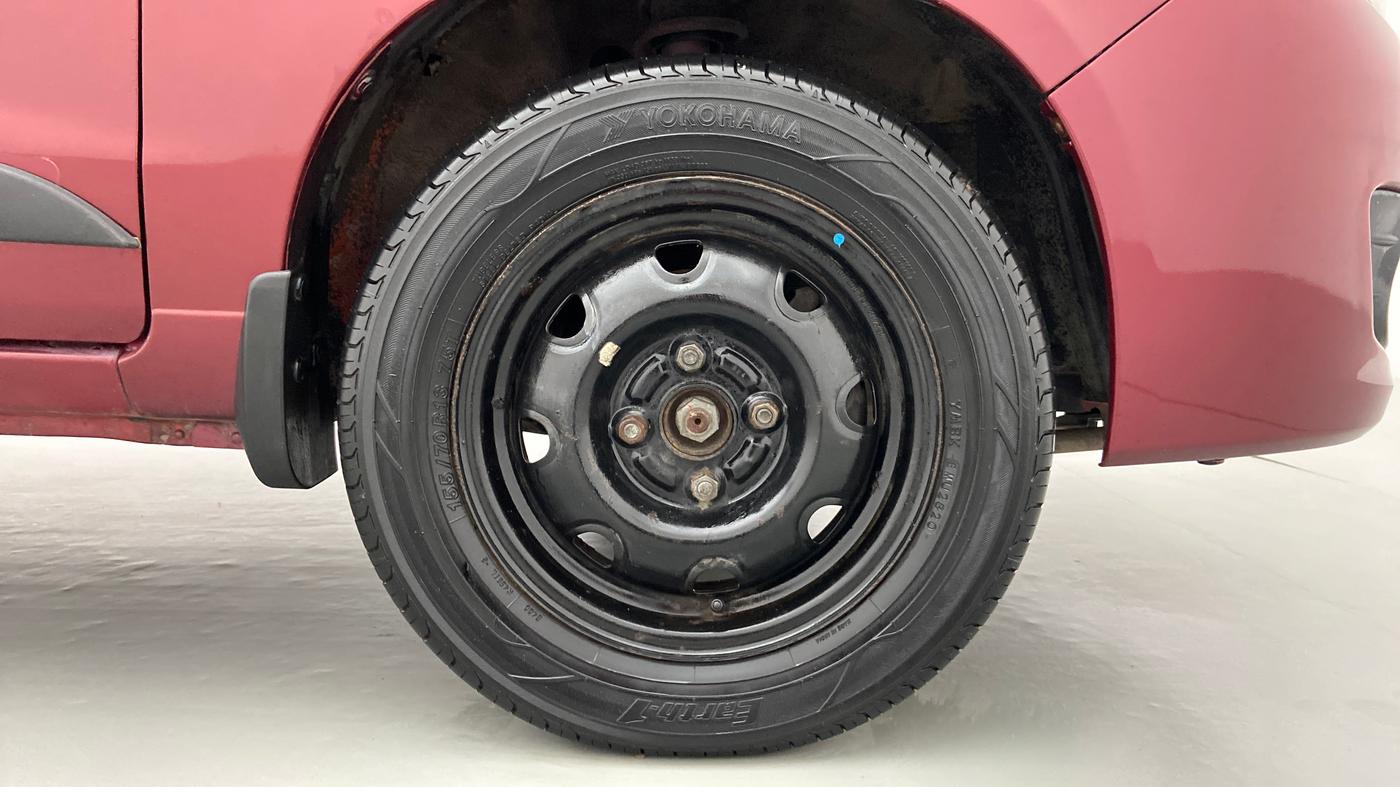 2013 Maruti Alto K10 VXI P, Petrol, Manual, 69,181 km, Right Front Wheel