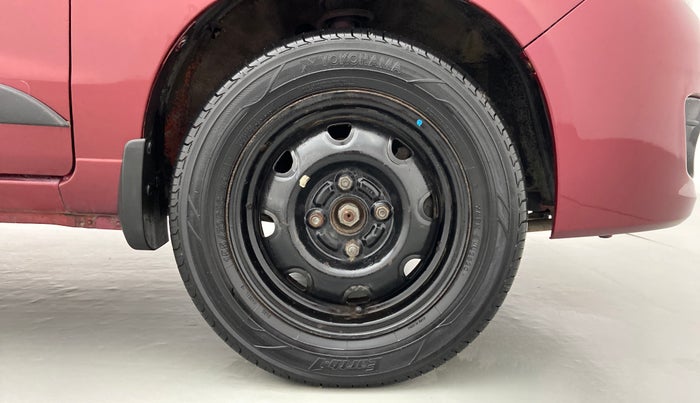 2013 Maruti Alto K10 VXI P, Petrol, Manual, 69,181 km, Right Front Wheel