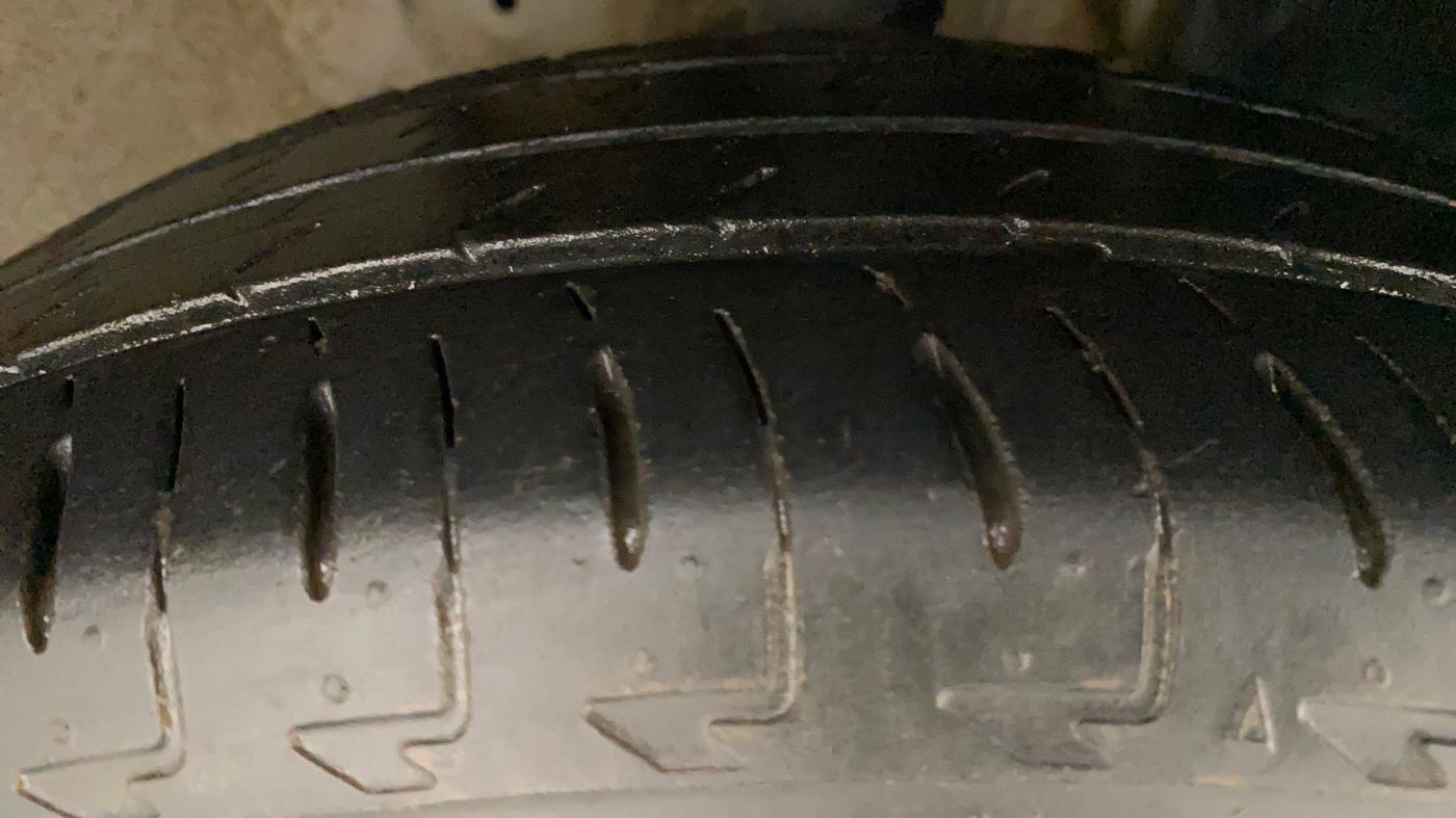 2022 Maruti IGNIS ZETA 1.2, Petrol, Manual, 39,543 km, Right Front Tyre Tread