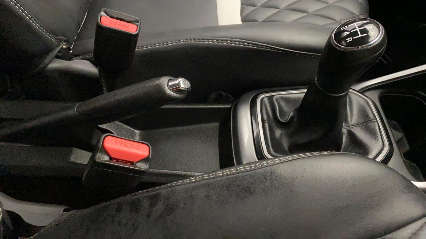 2022 Maruti IGNIS ZETA 1.2, Petrol, Manual, 39,543 km, Gear Lever