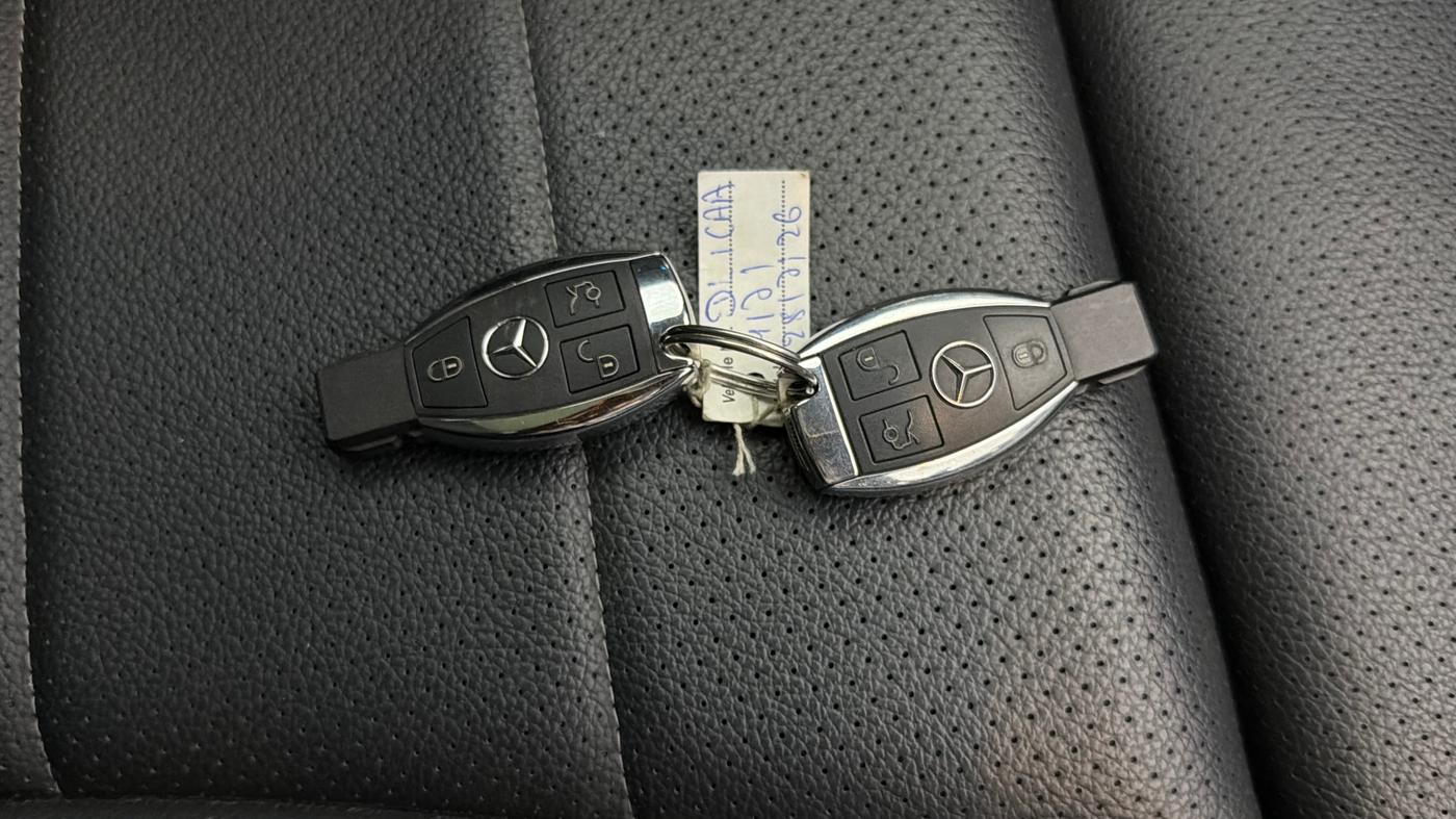 2018 Mercedes Benz C Class C 200 AVANTGARDE, Petrol, Automatic, 28,269 km, Key Close Up