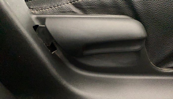 2014 Maruti Swift VXI, Petrol, Manual, 31,497 km, Driver Side Adjustment Panel