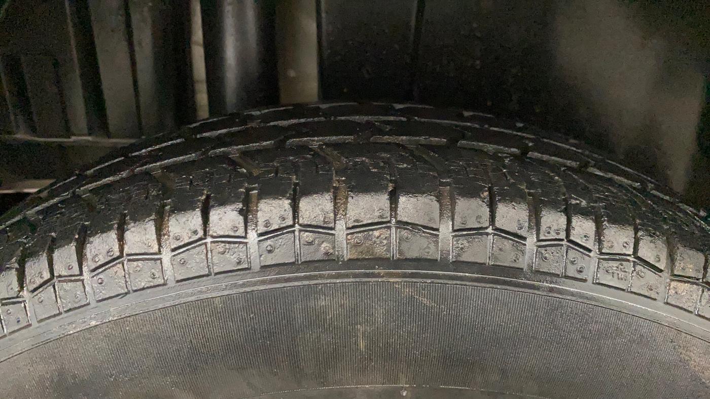 2014 Maruti Swift VXI, Petrol, Manual, 31,497 km, Right Rear Tyre Tread