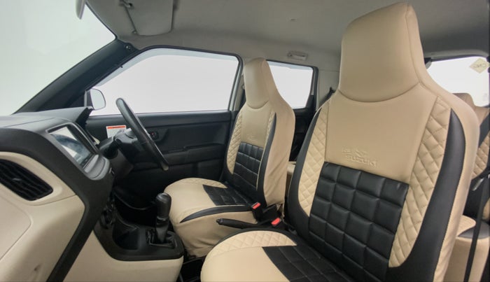 2019 Maruti New Wagon-R LXI CNG 1.0, CNG, Manual, 52,674 km, Right Side Front Door Cabin