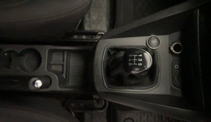 2019 Ford FREESTYLE TREND PLUS 1.2 PETROL, Petrol, Manual, 92,867 km, Gear Lever