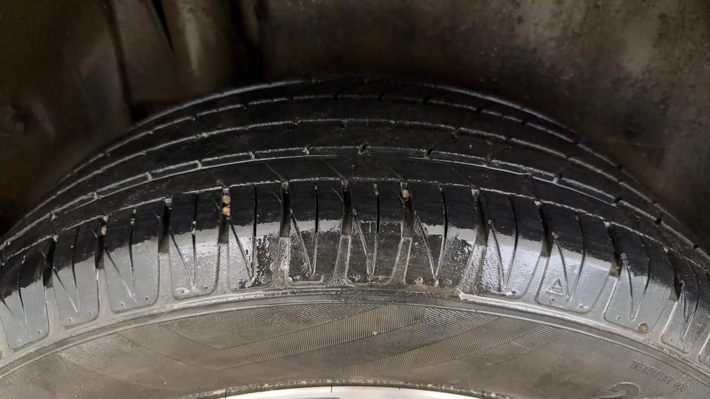 2021 Maruti Vitara Brezza ZXI PLUS AT SHVS, Petrol, Automatic, 29,240 km, Right Rear Tyre Tread