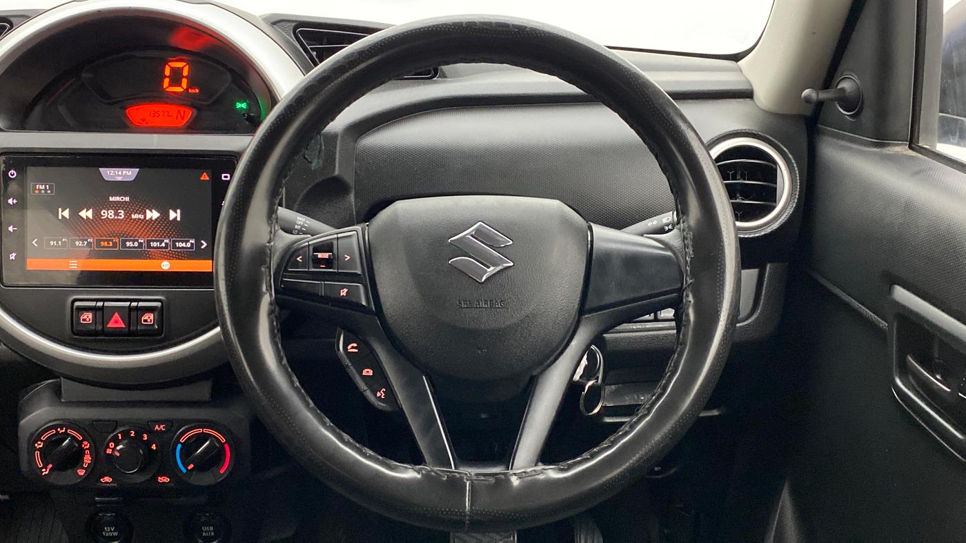 2020 Maruti S PRESSO VXI PLUS AGS, Petrol, Automatic, 13,620 km, Steering Wheel Close Up