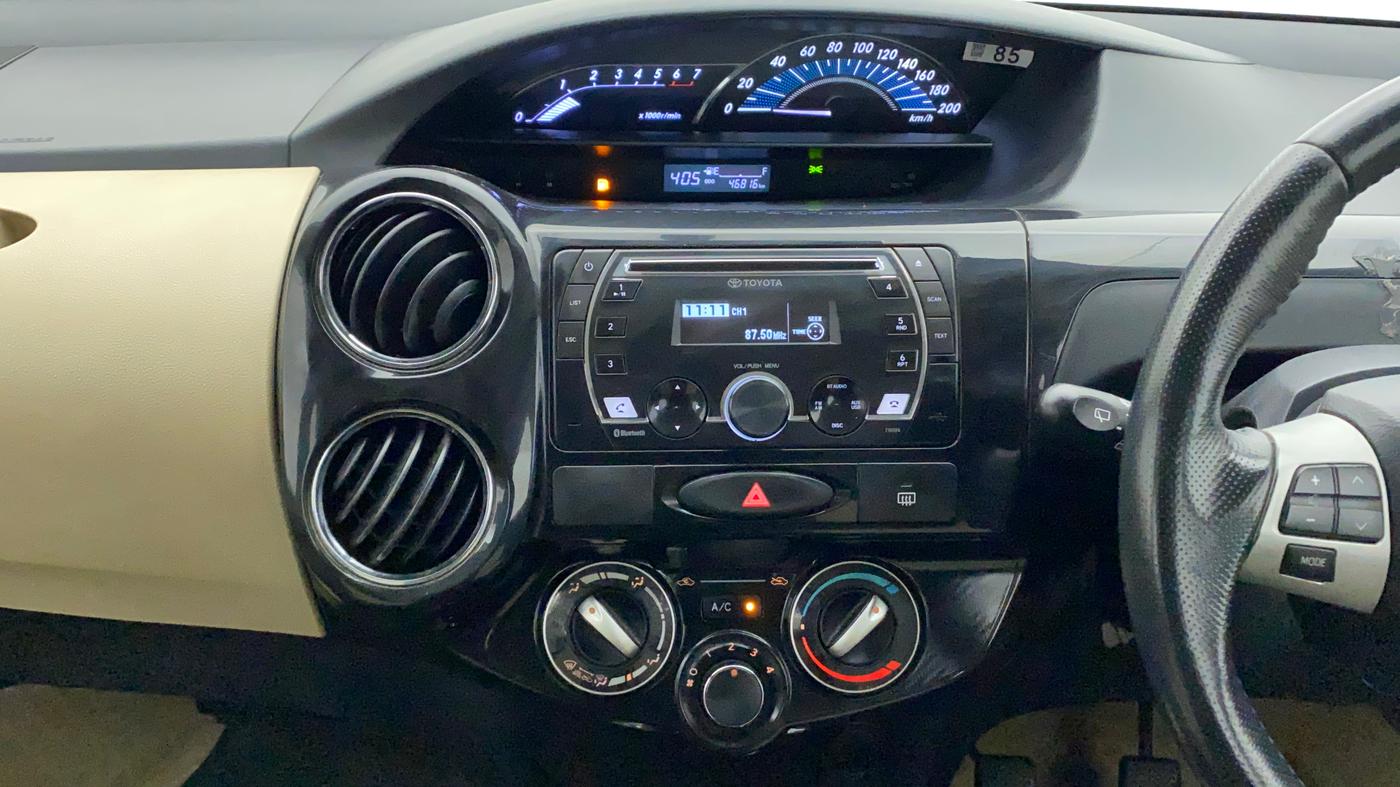 2017 Toyota Etios Liva VX, Petrol, Manual, 47,003 km, Air Conditioner