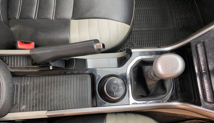 2018 Tata NEXON XZ PLUS DIESEL DUAL TONE, Diesel, Manual, 78,101 km, Gear Lever