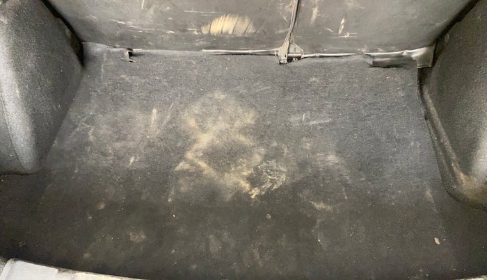 2018 Tata NEXON XZ PLUS DIESEL DUAL TONE, Diesel, Manual, 78,101 km, Boot Inside