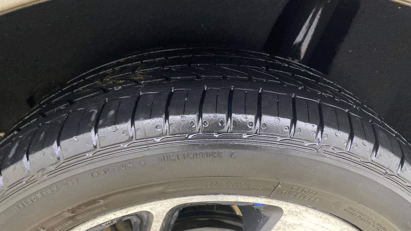 2020 Maruti Baleno ZETA PETROL 1.2, CNG, Manual, 51,373 km, Left Rear Tyre Tread