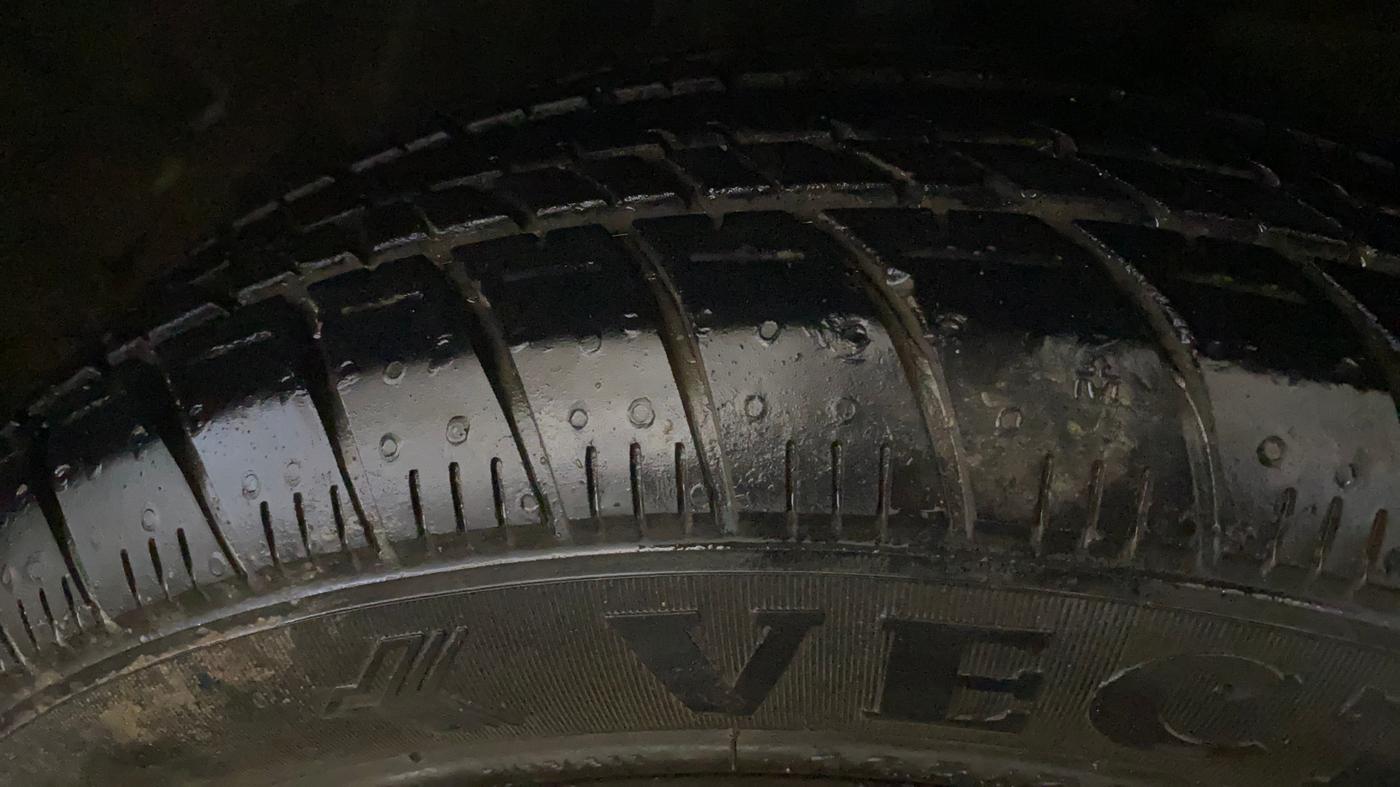 2015 Maruti Celerio ZXI, Petrol, Manual, 24,966 km, Right Front Tyre Tread