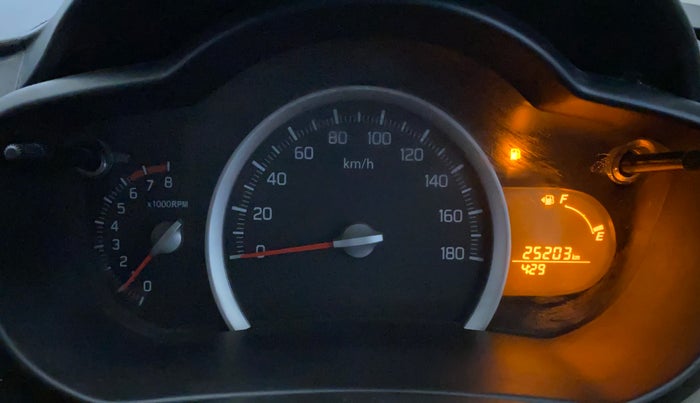 2015 Maruti Celerio ZXI, Petrol, Manual, 24,966 km, Odometer Image