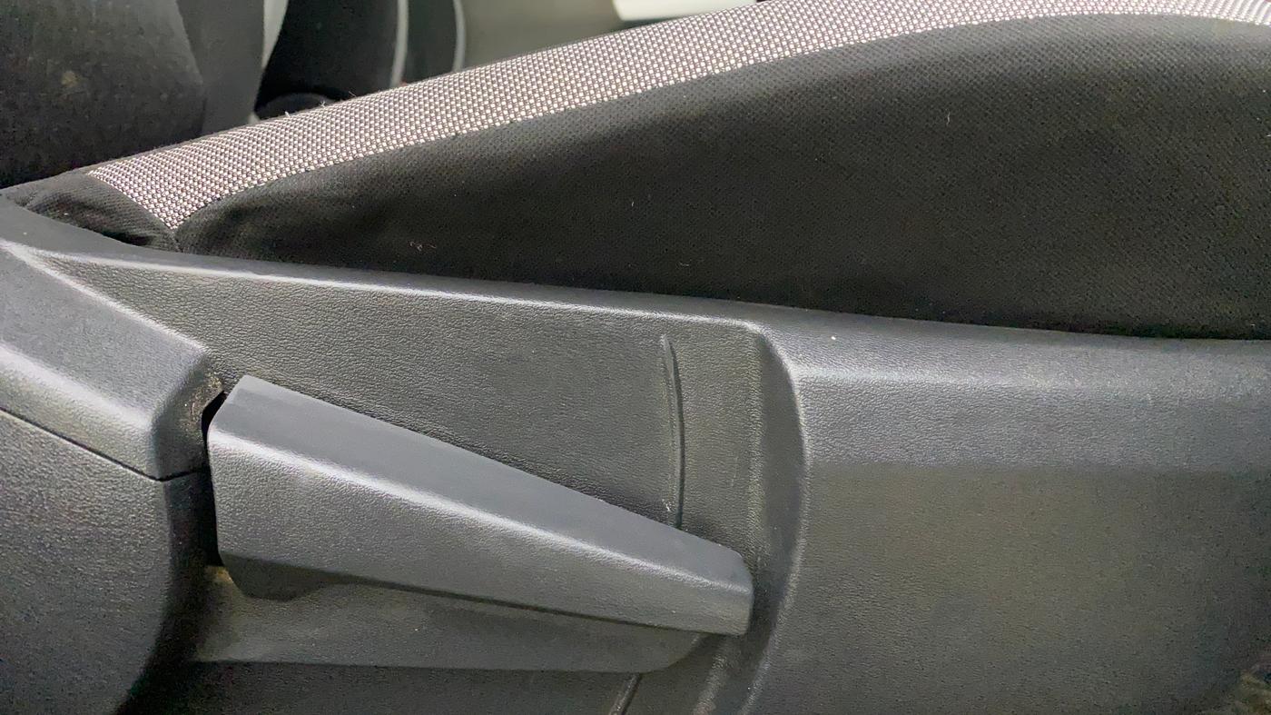 2021 Nissan MAGNITE XV MT, Petrol, Manual, 65,375 km, Driver Side Adjustment Panel