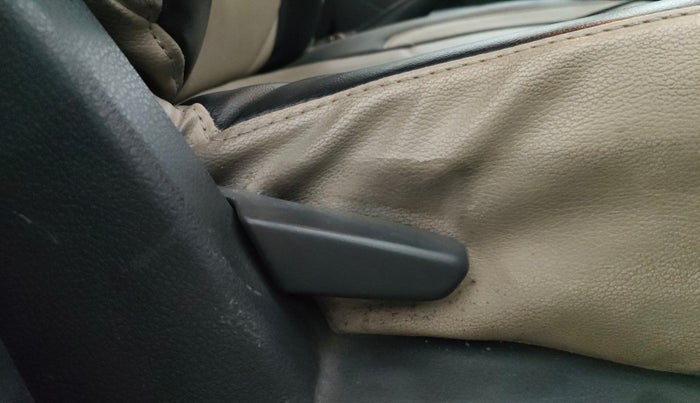 2013 Renault Duster RXL PETROL, Petrol, Manual, 23,481 km, Driver Side Adjustment Panel