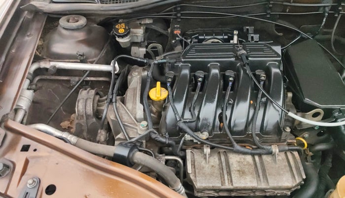 2013 Renault Duster RXL PETROL, Petrol, Manual, 23,481 km, Engine View - Right