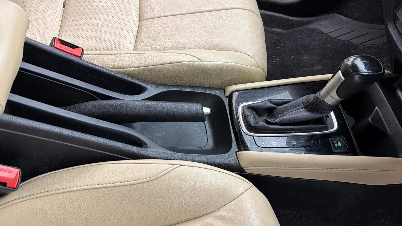 2021 Honda City 1.5L I-VTEC ZX CVT, Petrol, Automatic, 63,016 km, Gear Lever