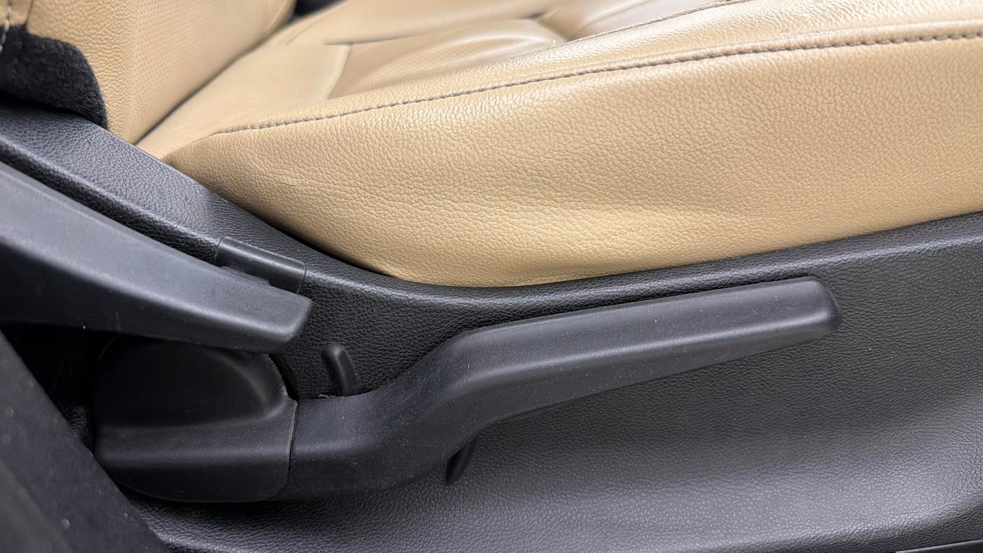 2021 Honda City 1.5L I-VTEC ZX CVT, Petrol, Automatic, 63,016 km, Driver Side Adjustment Panel