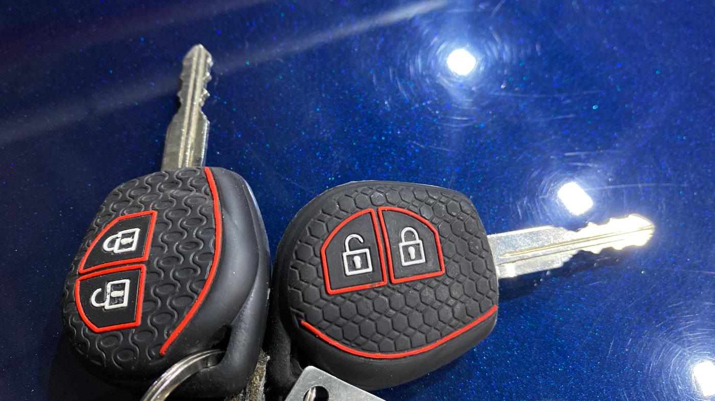 2024 Maruti IGNIS DELTA 1.2 AMT, Petrol, Automatic, 11,732 km, Key Close Up