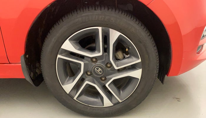 2021 Tata Tiago XZA PLUS PETROL, Petrol, Automatic, 20,958 km, Right Front Wheel