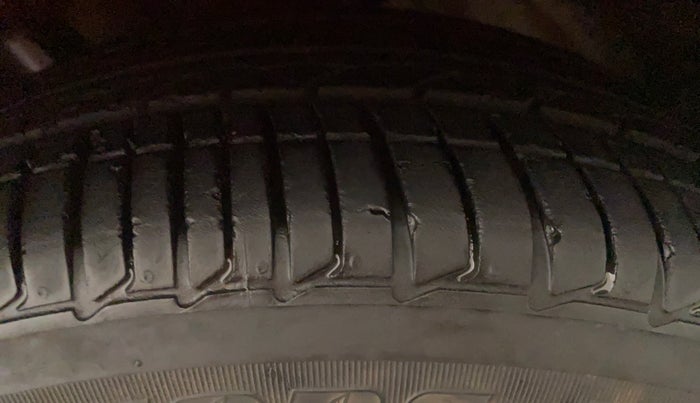 2021 Tata Tiago XZA PLUS PETROL, Petrol, Automatic, 20,958 km, Left Front Tyre Tread