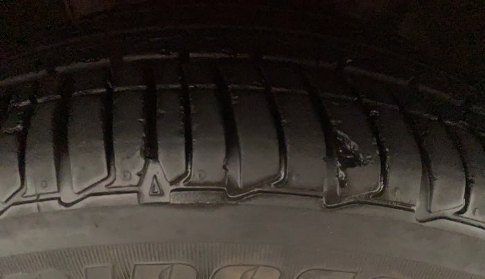 2021 Tata Tiago XZA PLUS PETROL, Petrol, Automatic, 20,958 km, Right Front Tyre Tread