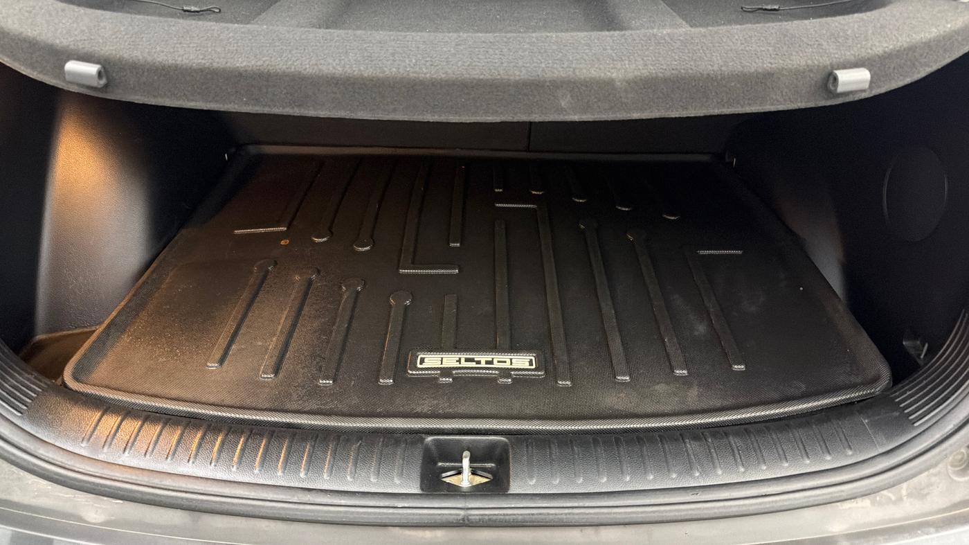 2023 KIA SELTOS X LINE 1.5 DIESEL AT, Diesel, Automatic, 65,976 km, Boot Inside