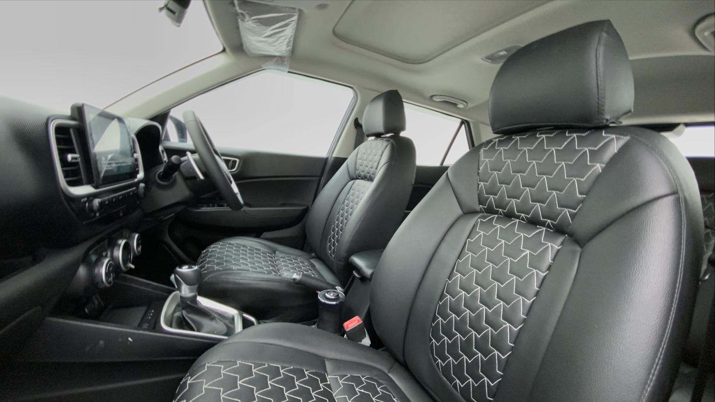 2021 Hyundai VENUE 1.0 TURBO GDI SX+ AT, Petrol, Automatic, 17,128 km, Right Side Front Door Cabin