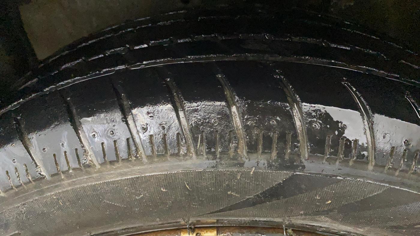 2016 Maruti Celerio VXI, Petrol, Manual, 30,902 km, Left Front Tyre Tread