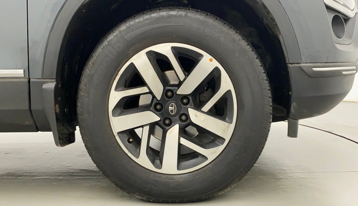 2020 Tata Harrier XZA PLUS 2.0L, Diesel, Automatic, 35,623 km, Right Front Wheel