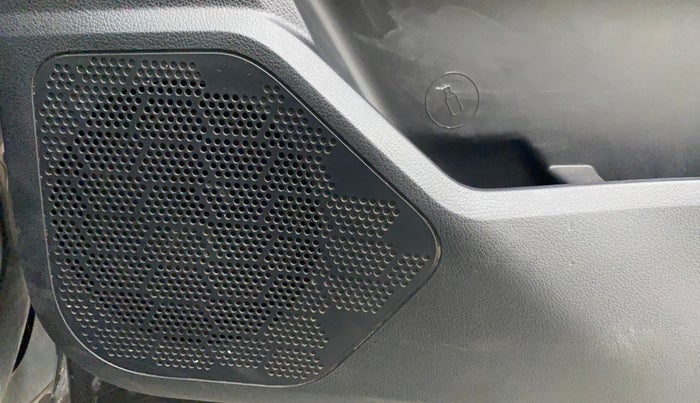 2020 Tata Harrier XZA PLUS 2.0L, Diesel, Automatic, 35,623 km, Speaker