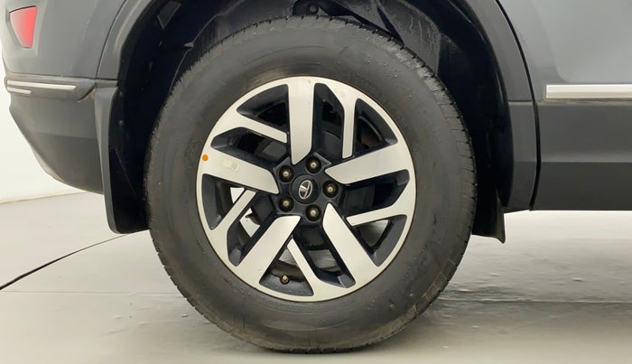 2020 Tata Harrier XZA PLUS 2.0L, Diesel, Automatic, 35,623 km, Right Rear Wheel