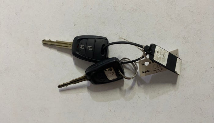 2014 Hyundai Grand i10 MAGNA 1.2 KAPPA VTVT, Petrol, Manual, 34,790 km, Key Close Up