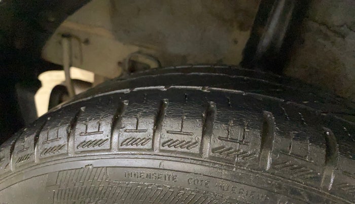 2014 Hyundai Grand i10 MAGNA 1.2 KAPPA VTVT, Petrol, Manual, 34,790 km, Right Rear Tyre Tread