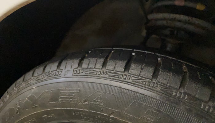 2014 Hyundai Grand i10 MAGNA 1.2 KAPPA VTVT, Petrol, Manual, 34,790 km, Right Front Tyre Tread