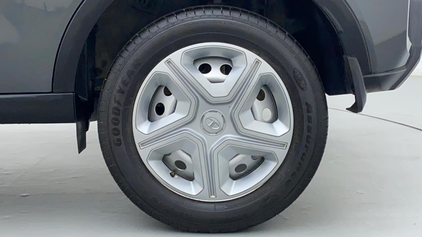 2020 Tata NEXON XE, Petrol, Manual, 18,280 km, Left Rear Wheel
