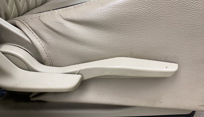 2019 Maruti Dzire ZXI PLUS AMT, Petrol, Automatic, 28,196 km, Driver Side Adjustment Panel