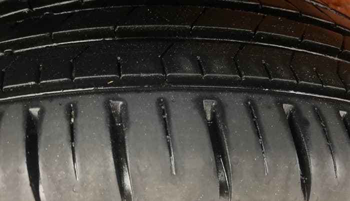 2023 Tata PUNCH ACCOMPLISHED DAZZLE PACK AMT, Petrol, Automatic, 19,557 km, Right Rear Tyre Tread