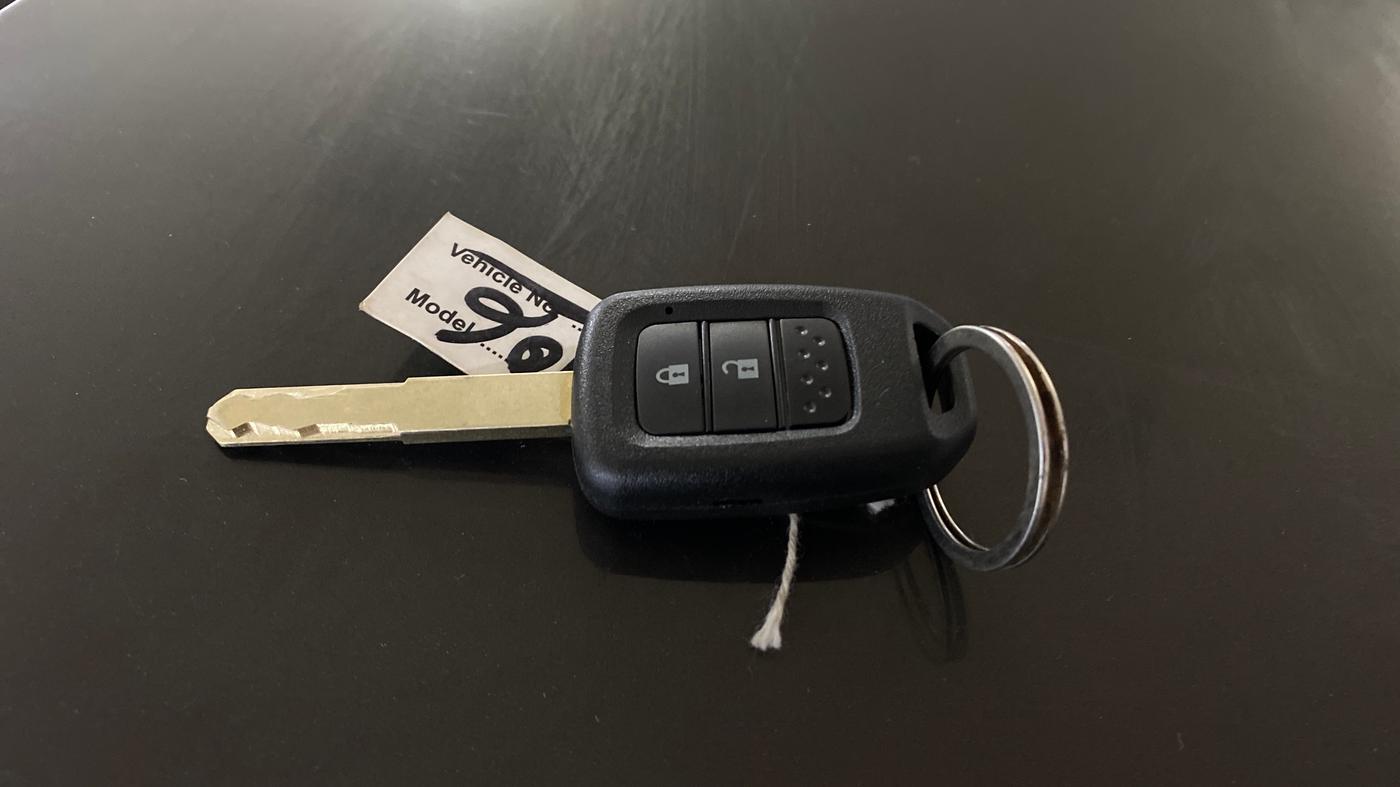 2018 Honda WR-V 1.2L I-VTEC VX MT, Petrol, Manual, 73,002 km, Key Close Up