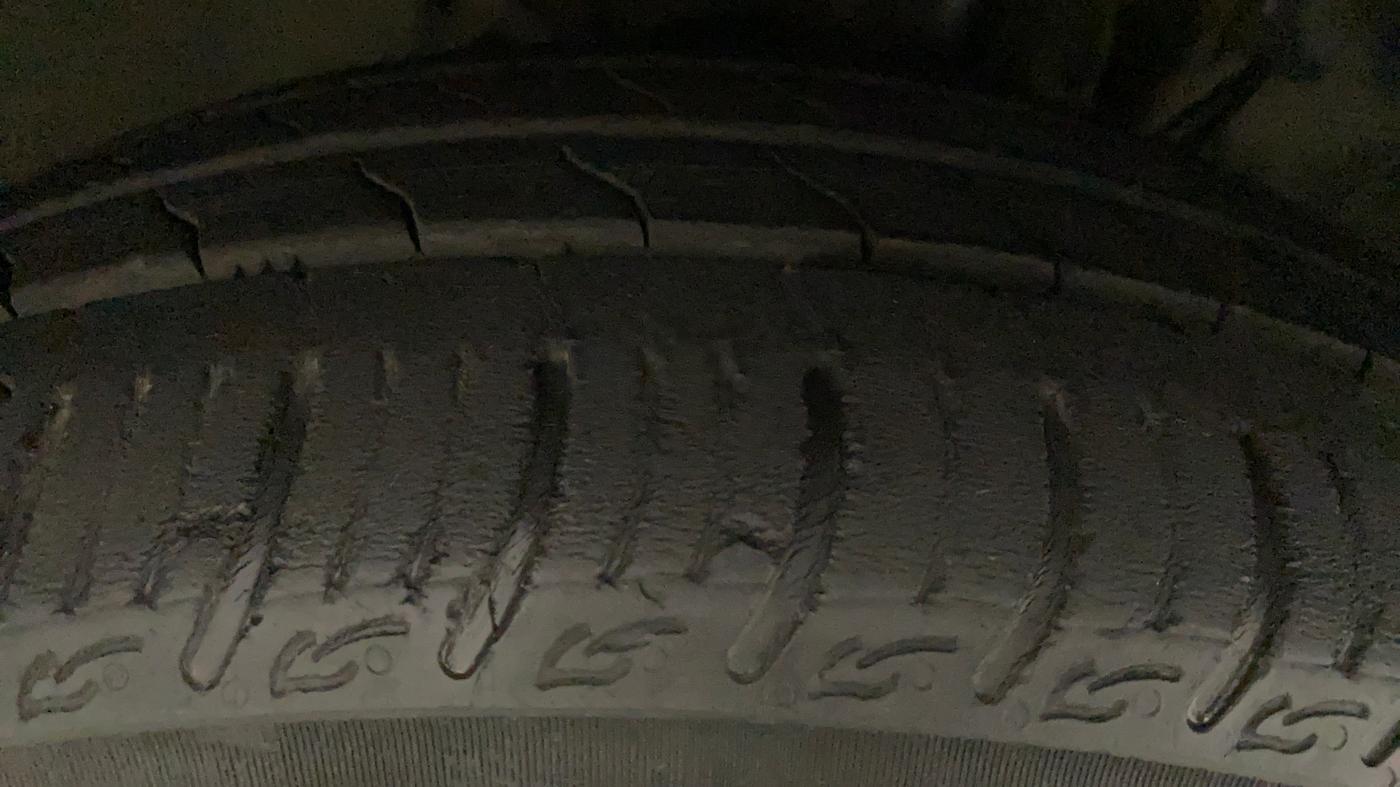 2019 Tata Tiago XZA PETROL, Petrol, Automatic, 30,302 km, Left Rear Tyre Tread