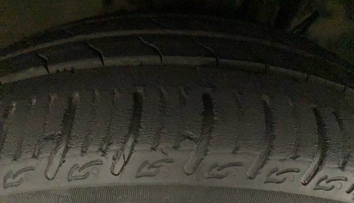 2019 Tata Tiago XZA PETROL, Petrol, Automatic, 30,302 km, Right Rear Tyre Tread