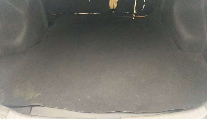 2021 Toyota YARIS G CVT, Petrol, Automatic, 29,165 km, Boot Inside