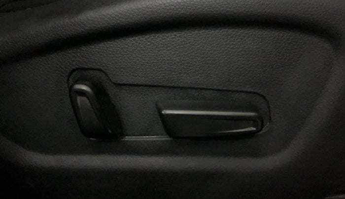 2020 KIA SELTOS GTX PLUS AT 1.5 DIESEL, Diesel, Automatic, 75,342 km, Driver Side Adjustment Panel